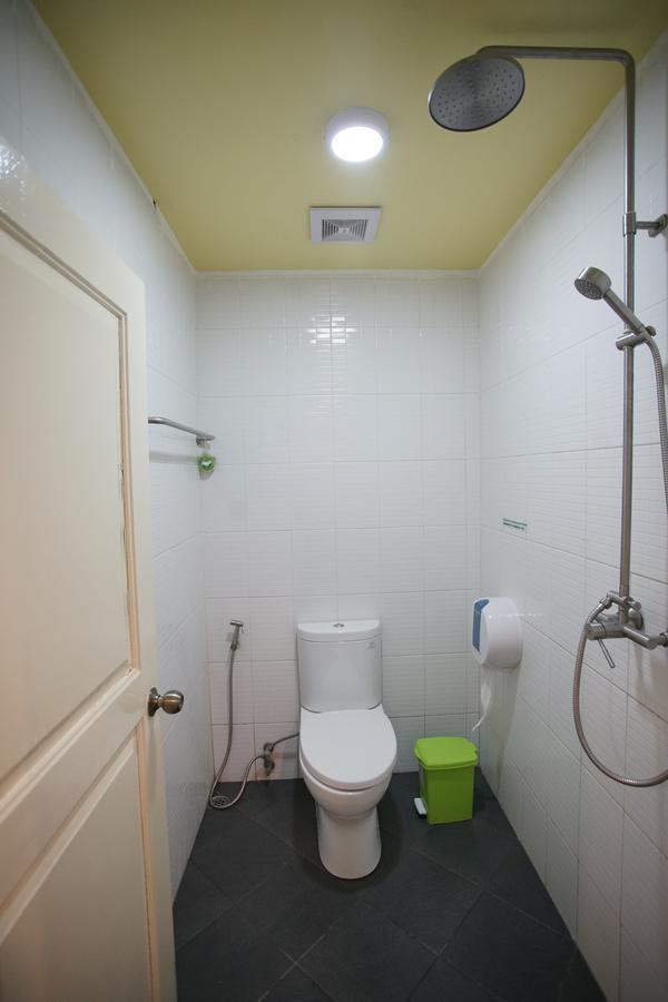501 Merchant Bed & Breakfast Γιανγκόν Εξωτερικό φωτογραφία